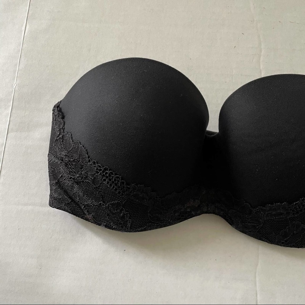 Victoria's Secret Black Lace Strapless Bra - Picture 2 of 5
